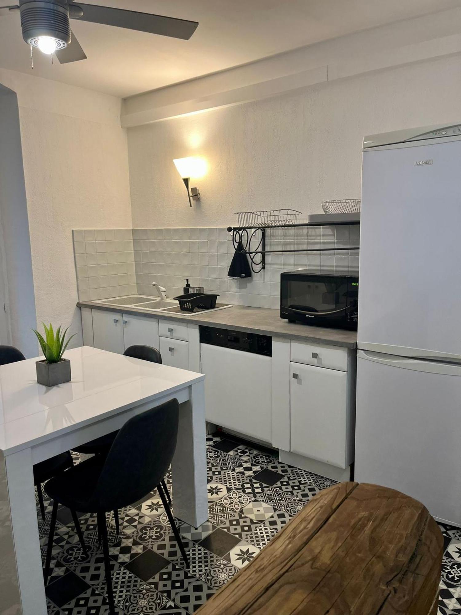 Charmant Appartement Centre-Ville Аяччо Экстерьер фото